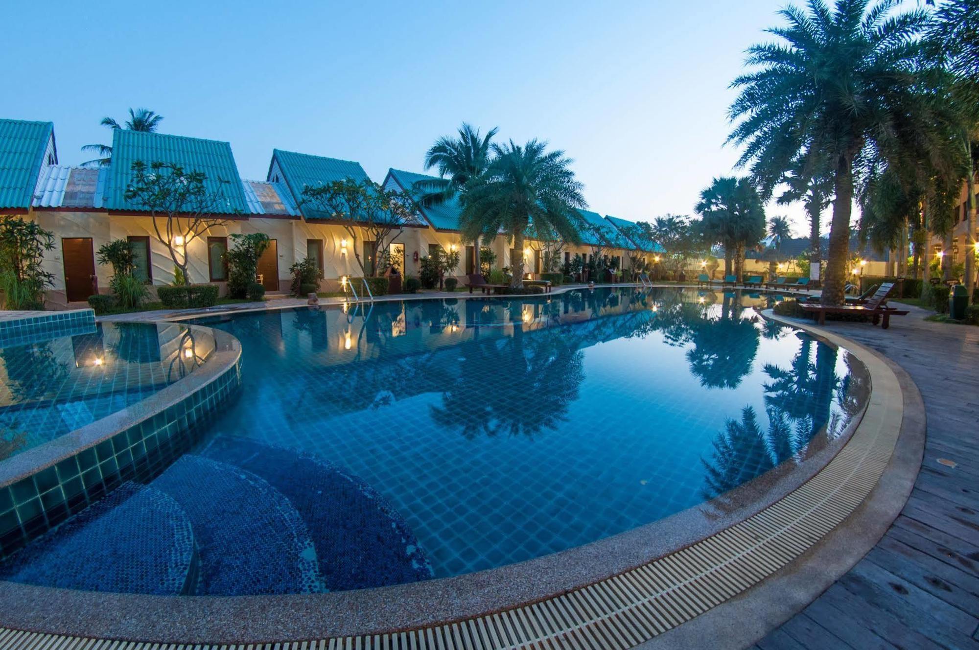 The Green Beach Resort Сам Рой Йот Екстериор снимка